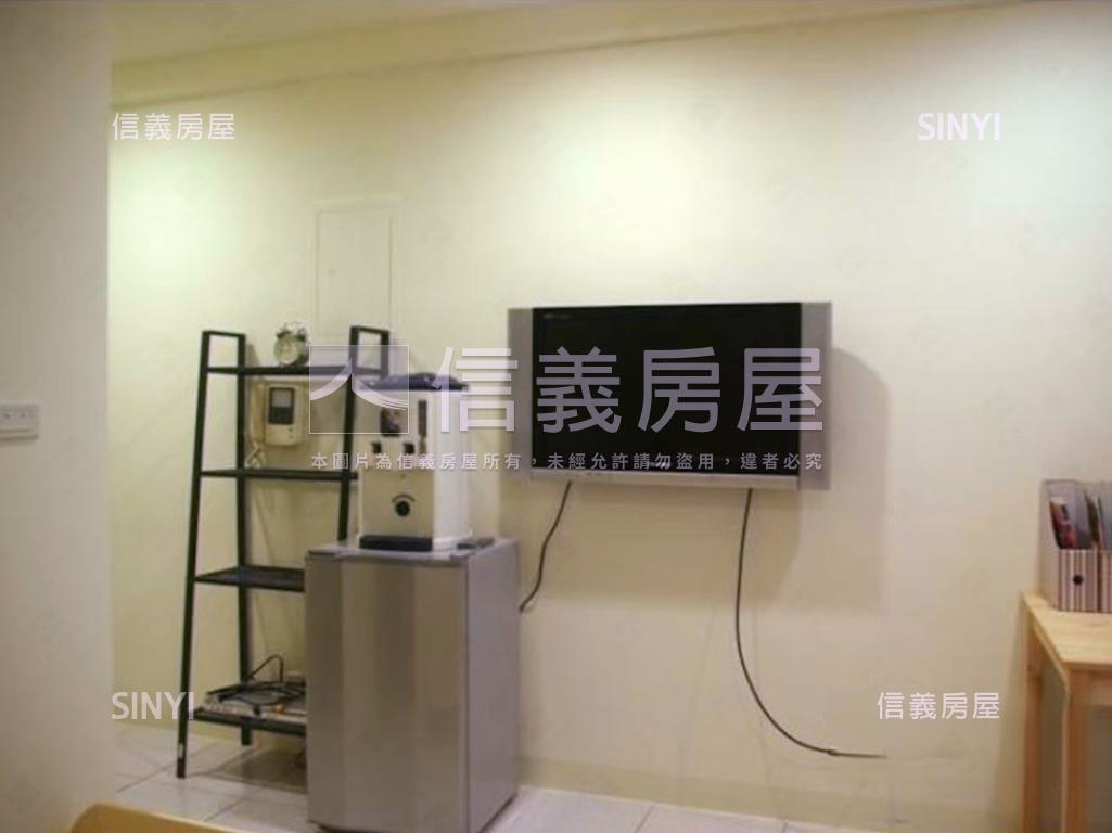 有捷運陽台天然瓦斯套房房屋室內格局與周邊環境