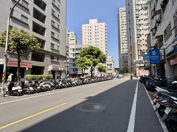 ★專任國泰商圈金店面