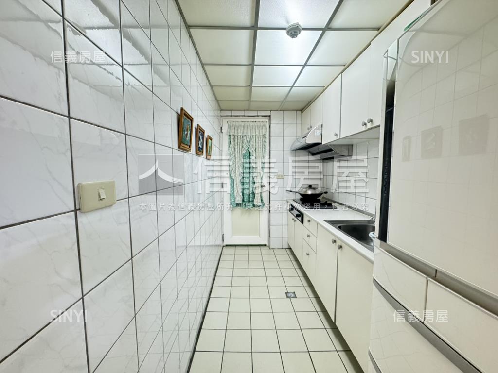 桃園新城｜採光明亮美三房房屋室內格局與周邊環境