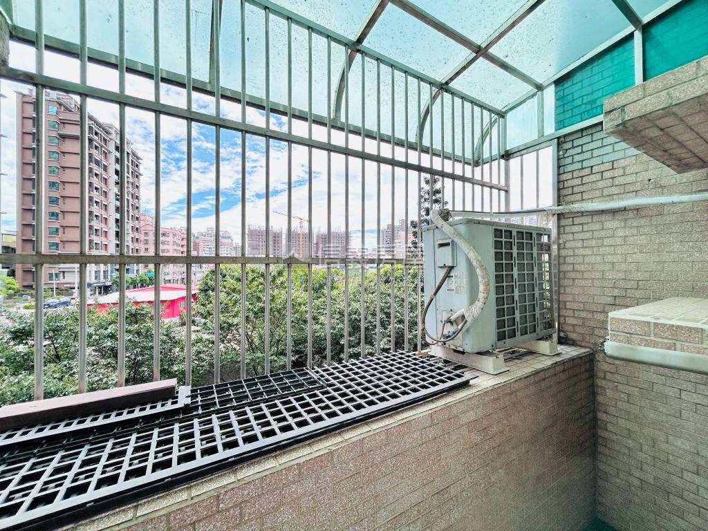 桃園新城｜採光明亮美三房房屋室內格局與周邊環境