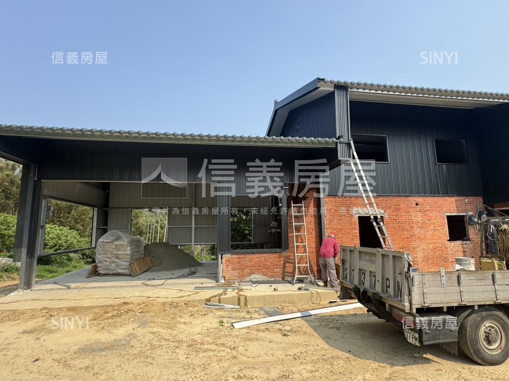 綠意環繞山景靜謐優質宅房屋室內格局與周邊環境