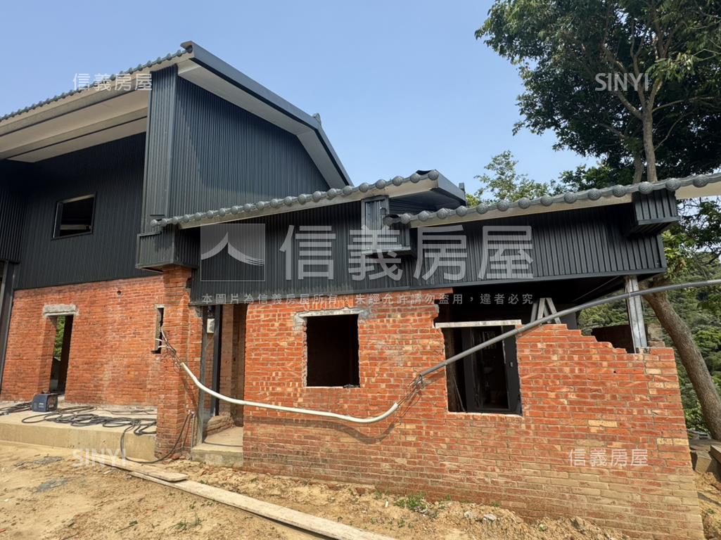 綠意環繞山景靜謐優質宅房屋室內格局與周邊環境