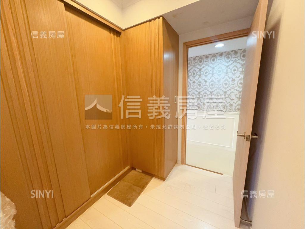 漂亮ＬＡＶＩＥ四房平車房屋室內格局與周邊環境