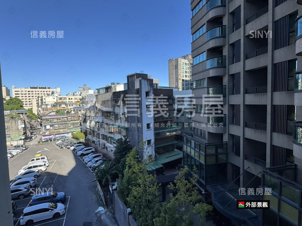 藍線捷運站旁電梯３房房屋室內格局與周邊環境