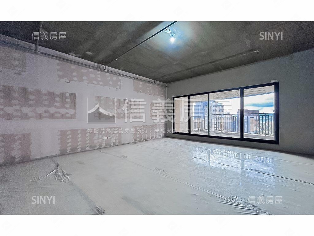 先看這間。歌劇院視野房屋室內格局與周邊環境