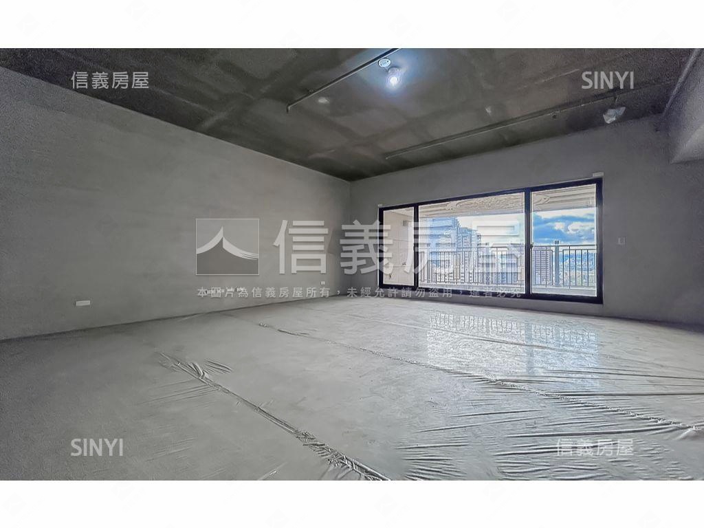 先看這間。歌劇院視野房屋室內格局與周邊環境