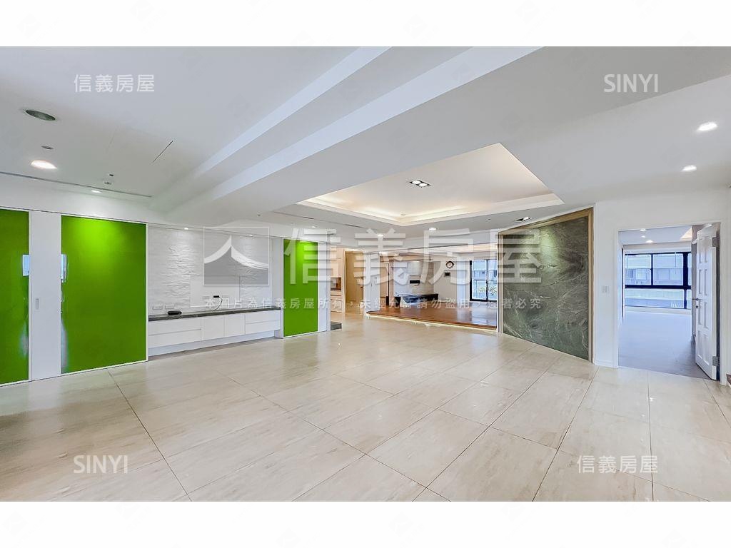 由鉅藏玉２０Ｆ裝潢豪邸房屋室內格局與周邊環境