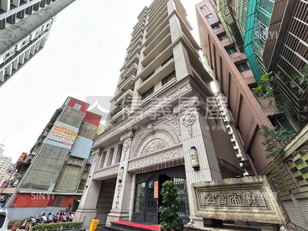 帝寶三房享受生活房屋室內格局與周邊環境