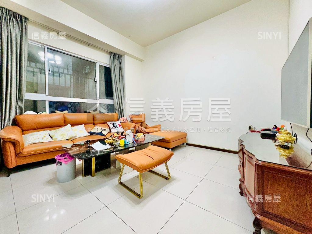 築樂社區稀有透天房屋室內格局與周邊環境