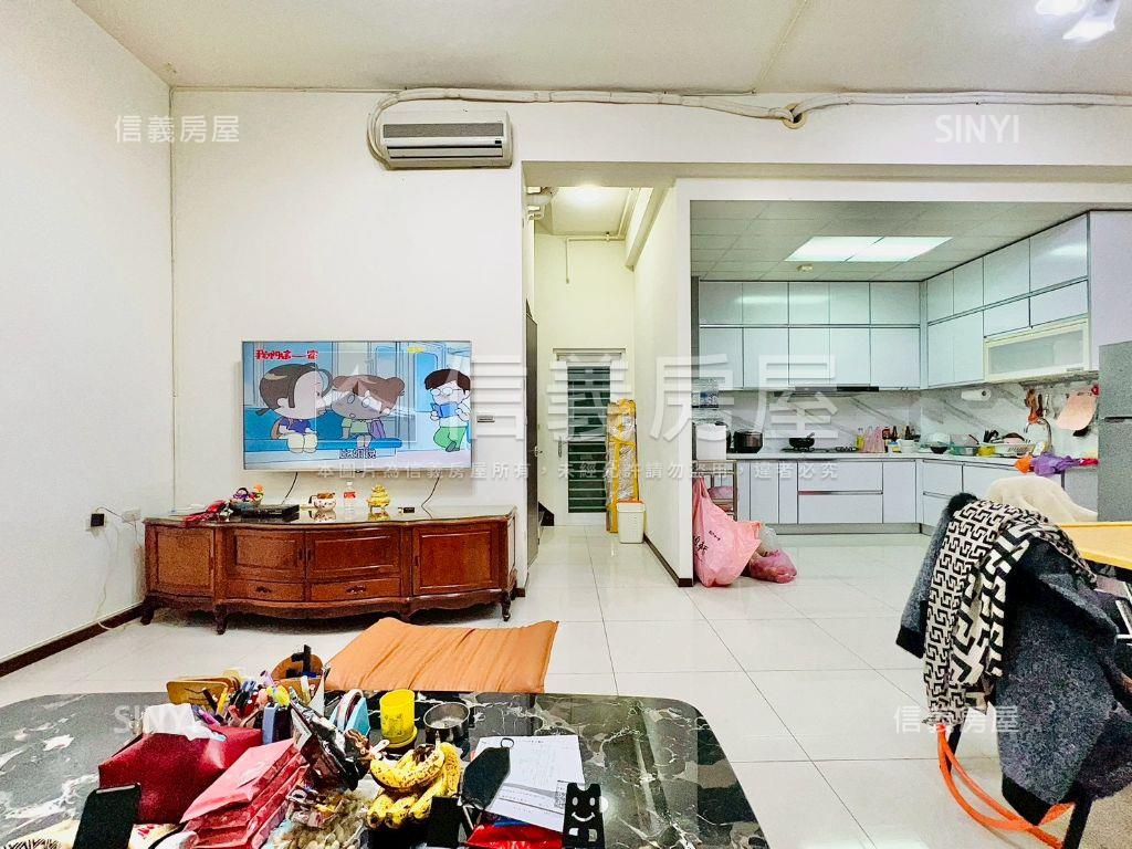 築樂社區稀有透天房屋室內格局與周邊環境