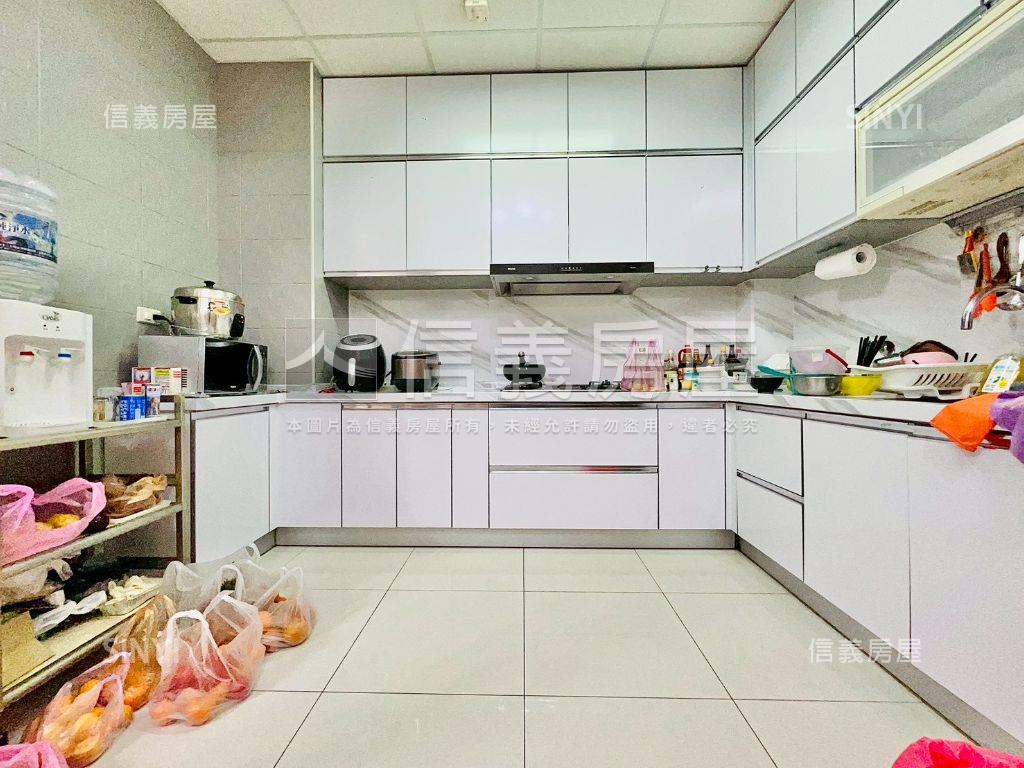 築樂社區稀有透天房屋室內格局與周邊環境