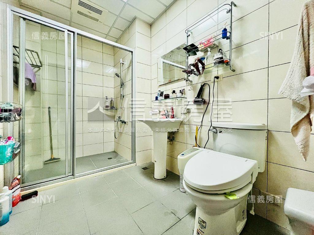 築樂社區稀有透天房屋室內格局與周邊環境