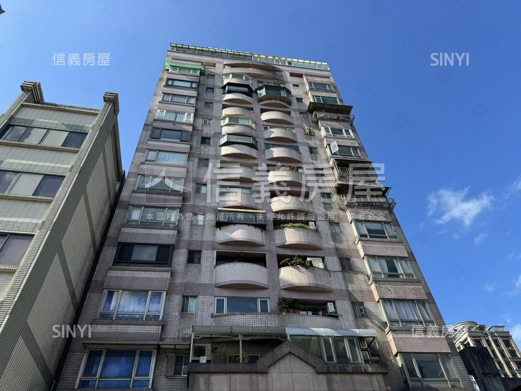 大尊爵高樓套房朝南亮亮屋房屋室內格局與周邊環境