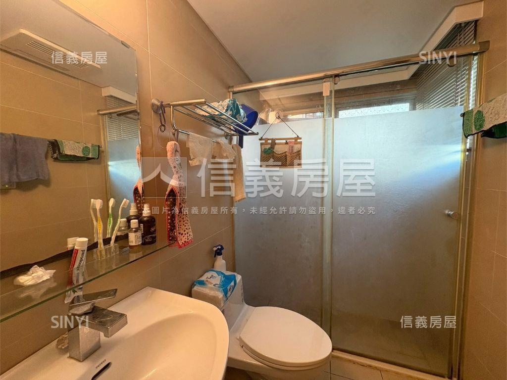 園區街稀有３房帶雙車位房屋室內格局與周邊環境