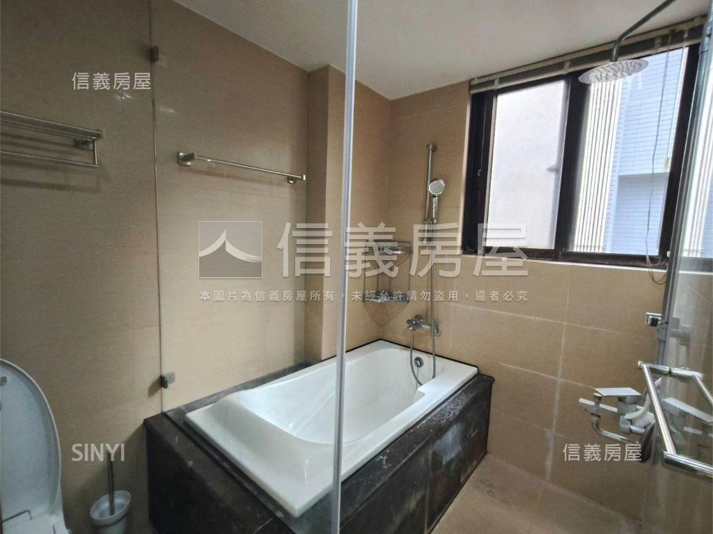 悠活郡高樓層兩房平車房屋室內格局與周邊環境