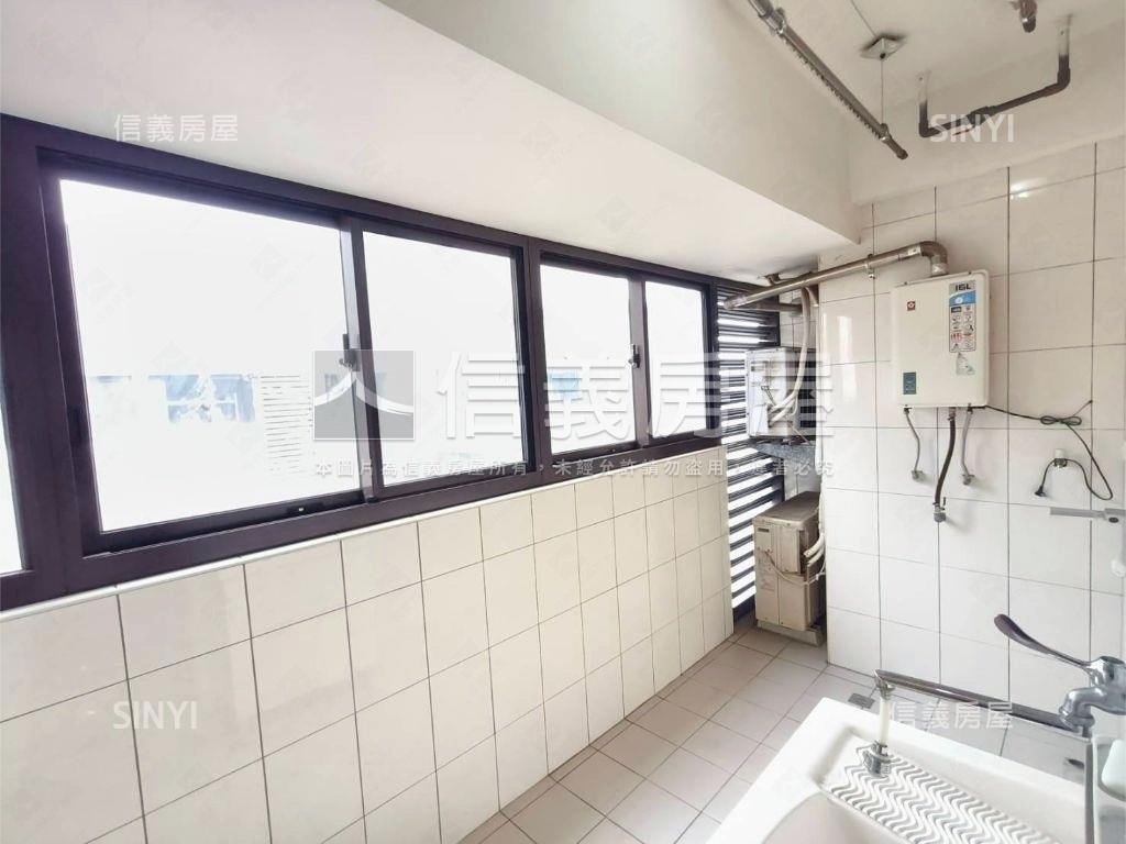 悠活郡高樓層兩房平車房屋室內格局與周邊環境