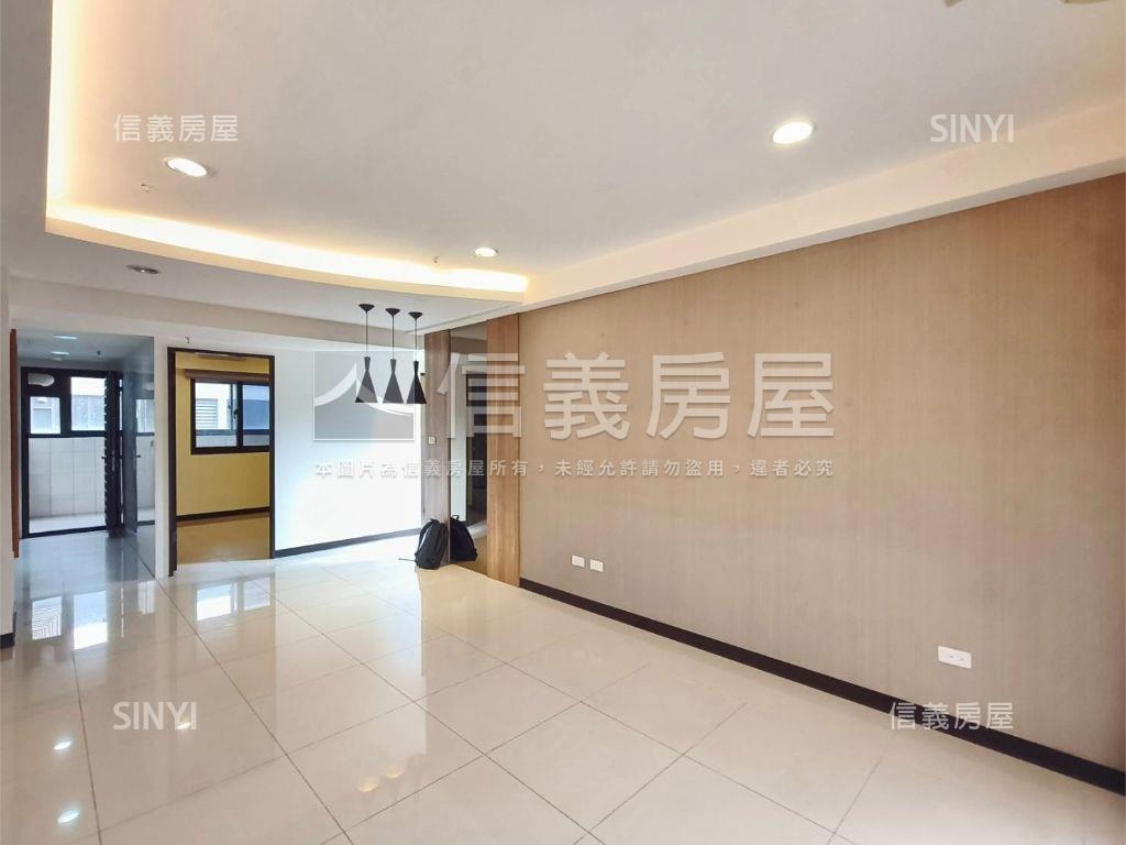 悠活郡高樓層兩房平車房屋室內格局與周邊環境