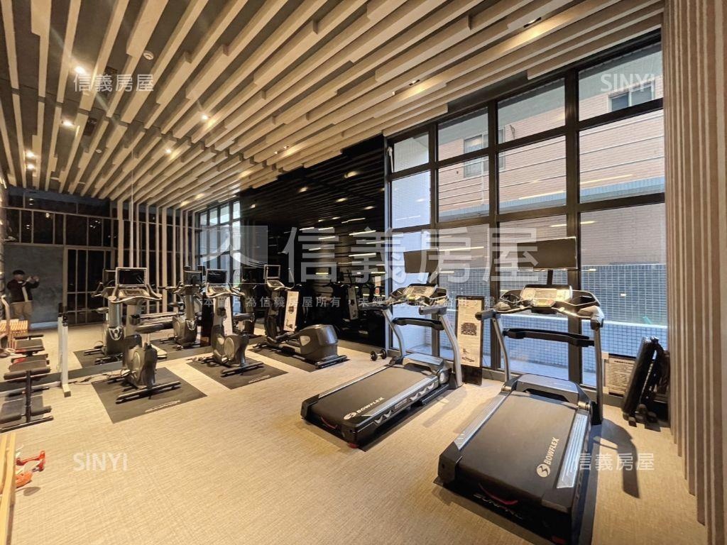 亞灣時代．山海景宅房屋室內格局與周邊環境