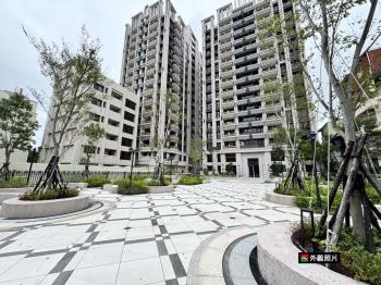 平鎮澐鋒新穎２房１室車位