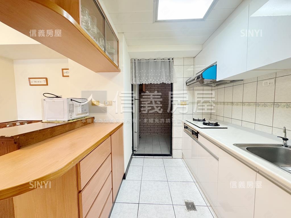 美麗的宏國起家厝房屋室內格局與周邊環境