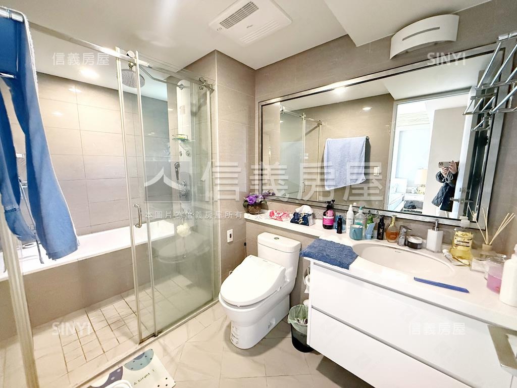 冠德蝴水映質感三房車位房屋室內格局與周邊環境