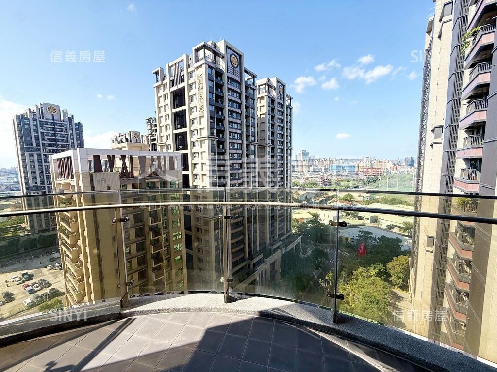 冠德蝴水映質感三房車位房屋室內格局與周邊環境