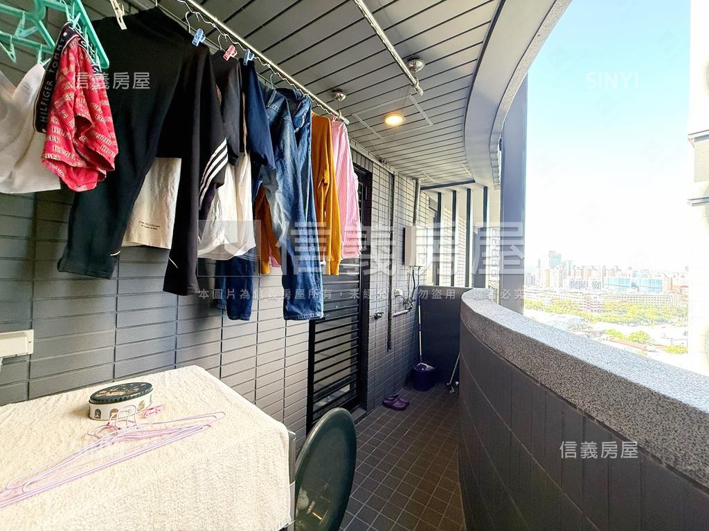 冠德蝴水映質感三房車位房屋室內格局與周邊環境