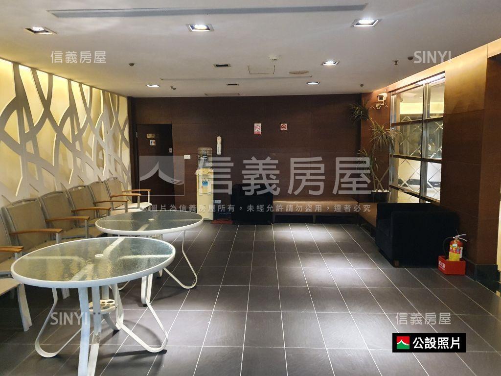 景觀裝潢三房坡平車位房屋室內格局與周邊環境