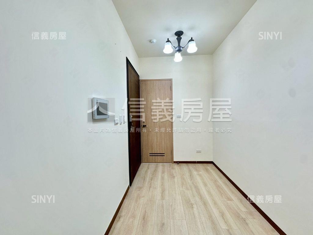 園區大門屋齡新質感美屋房屋室內格局與周邊環境