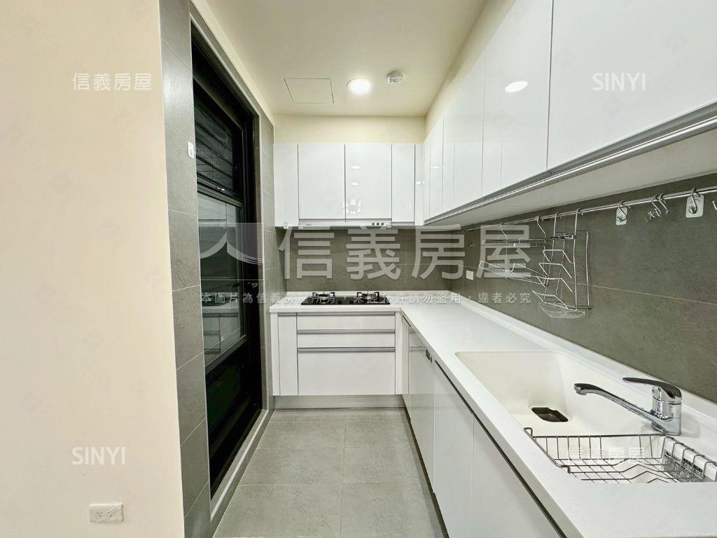 園區大門屋齡新質感美屋房屋室內格局與周邊環境