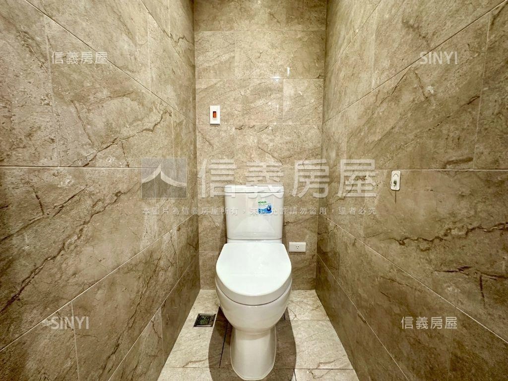 園區大門屋齡新質感美屋房屋室內格局與周邊環境