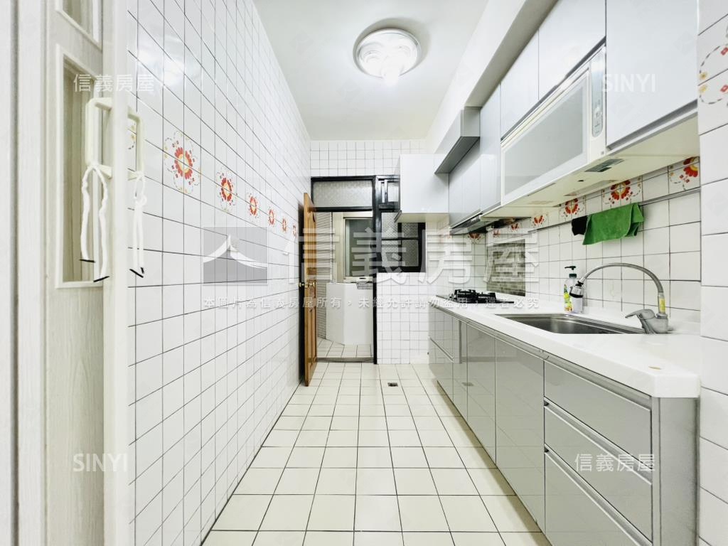 府中後站介壽公園邊間美寓房屋室內格局與周邊環境