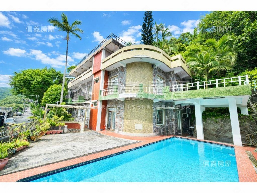 天母景觀泳池別墅房屋室內格局與周邊環境