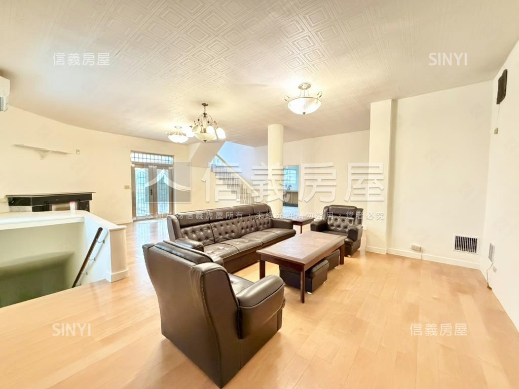 天母景觀泳池別墅房屋室內格局與周邊環境