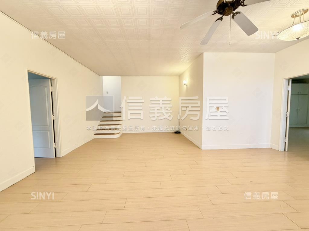 天母景觀泳池別墅房屋室內格局與周邊環境