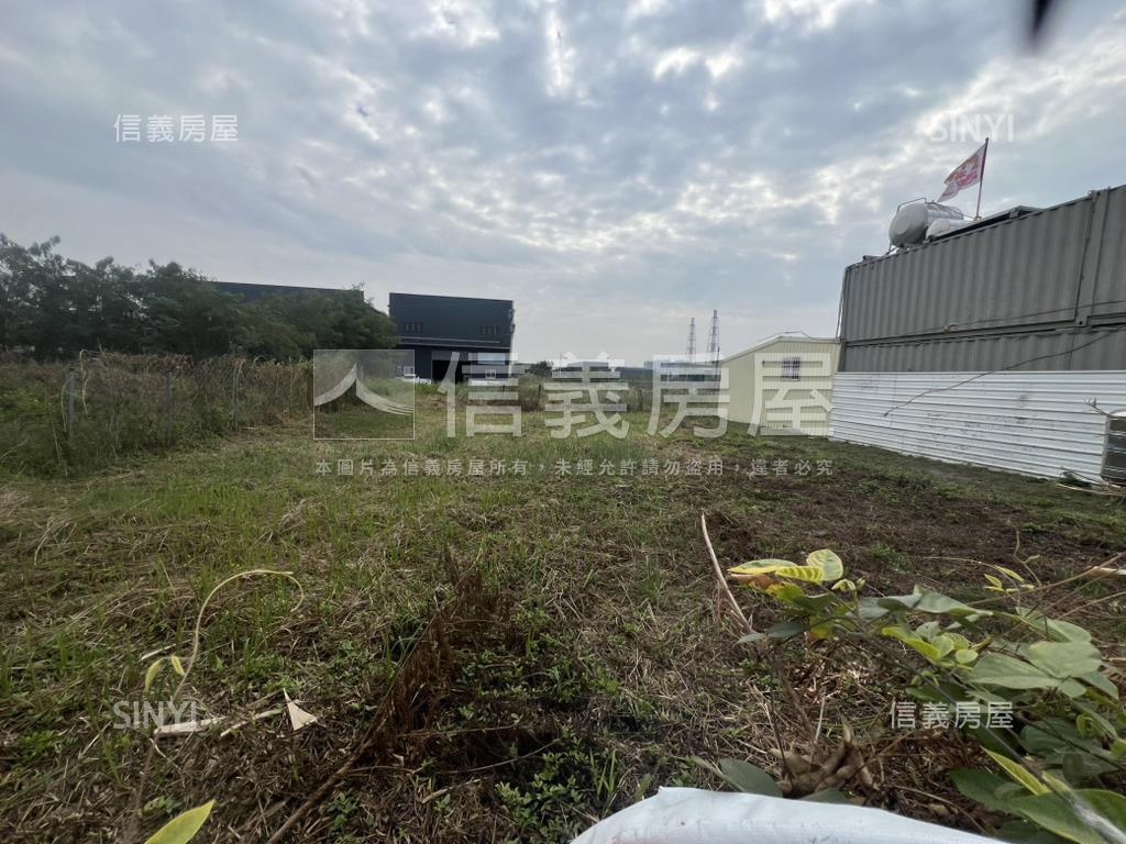 近興達港面寬土地房屋室內格局與周邊環境