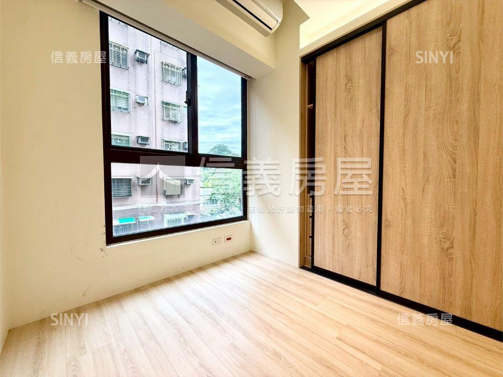愛漂亮精裝兩房車房屋室內格局與周邊環境