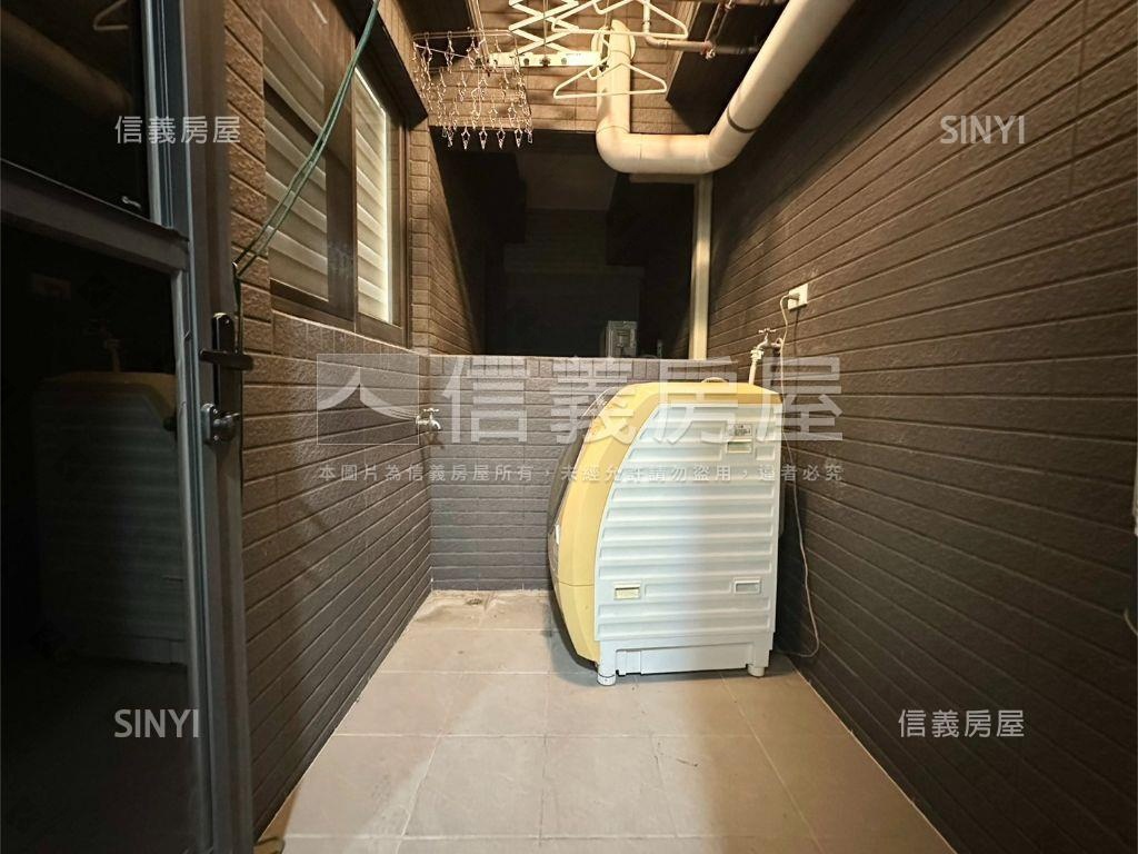 艾美６高層景觀大兩房平車房屋室內格局與周邊環境