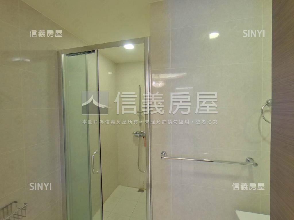 新富邑高樓美裝潢房屋室內格局與周邊環境