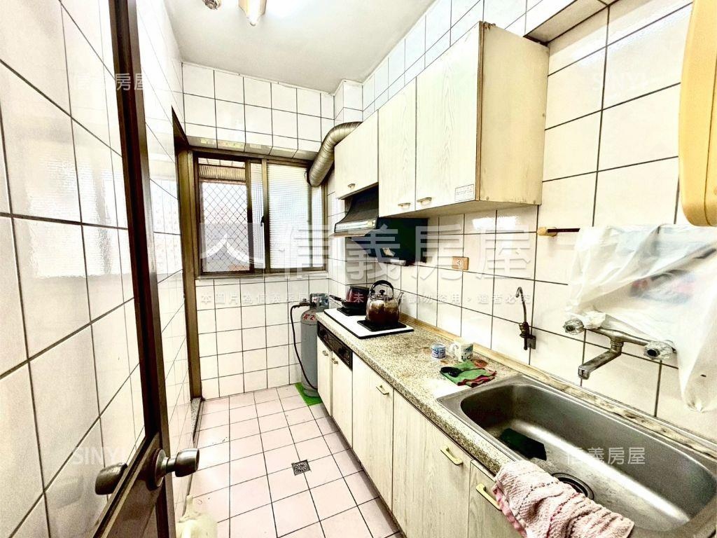 鬧中取靜！公園旁優質三房房屋室內格局與周邊環境