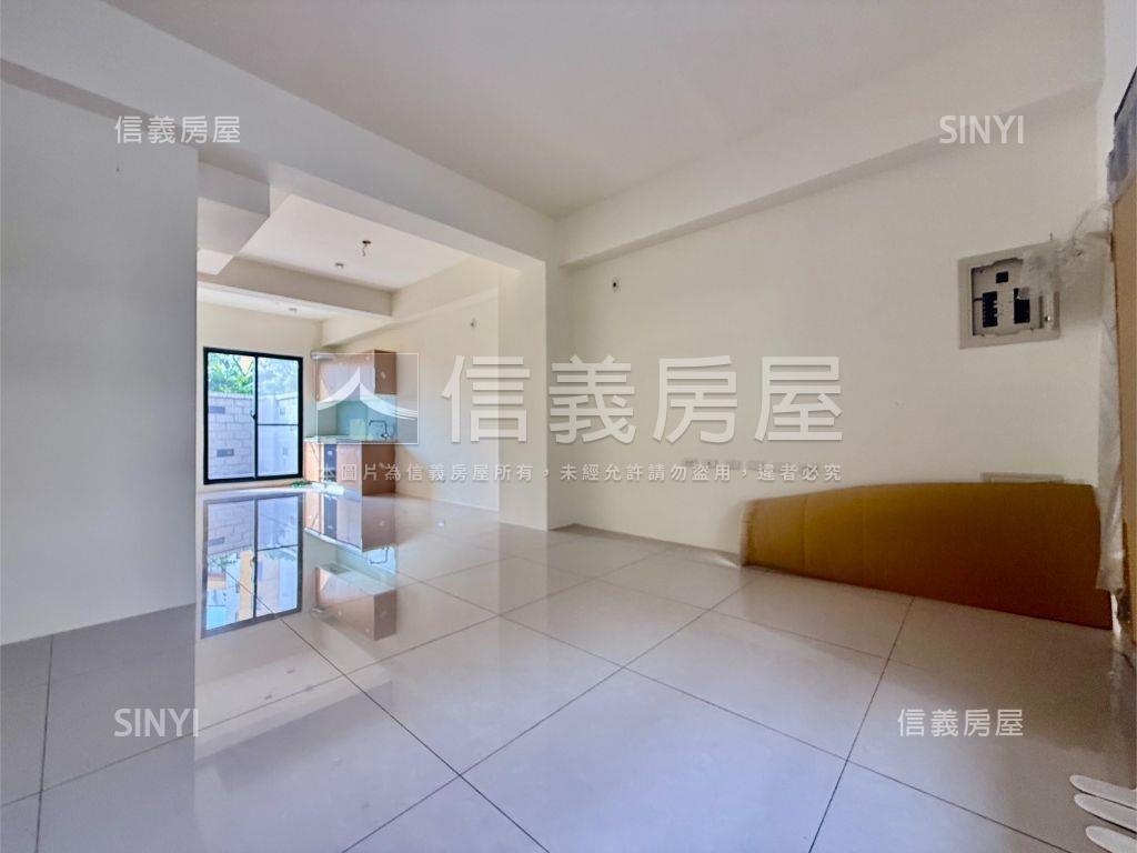 全新透天別墅房屋室內格局與周邊環境