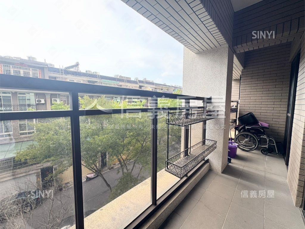 佳泰捷郡裝潢大三房車位房屋室內格局與周邊環境
