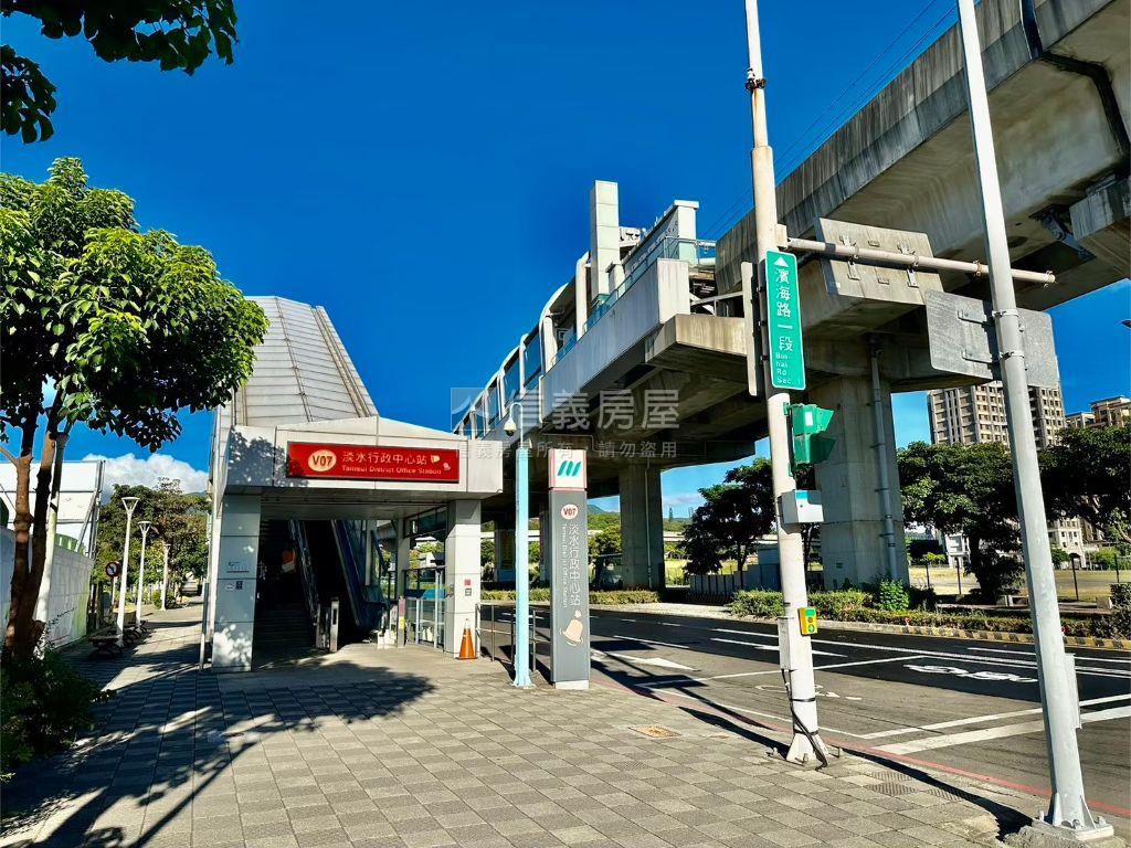 灣頂景觀三房車位房屋室內格局與周邊環境