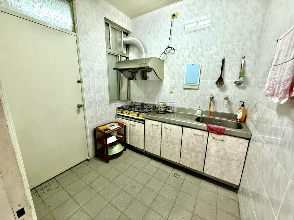 安泰三房二樓溫馨成家房屋室內格局與周邊環境
