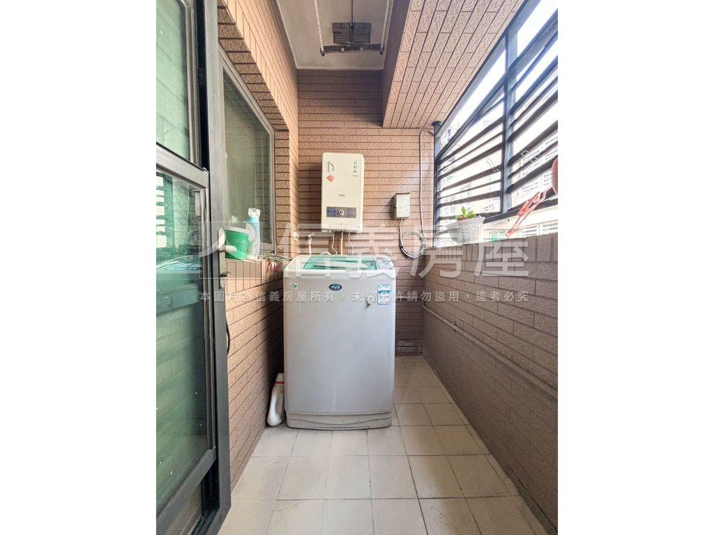 美術館高樓三房平車房屋室內格局與周邊環境