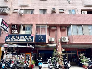 高鐵商圈正路１－３樓店面