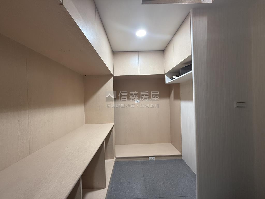 二三行館豔陽天際－創房屋室內格局與周邊環境
