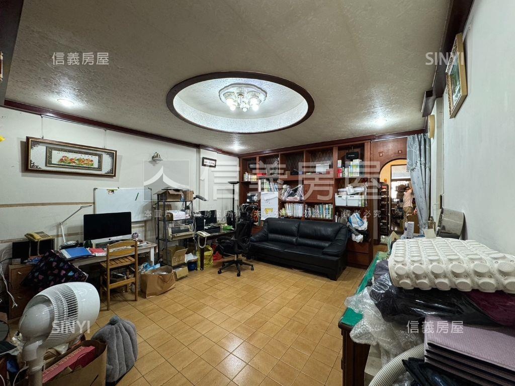 捷運旁北平優質透店房屋室內格局與周邊環境