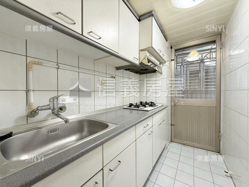 綠百代三樓２房房屋室內格局與周邊環境