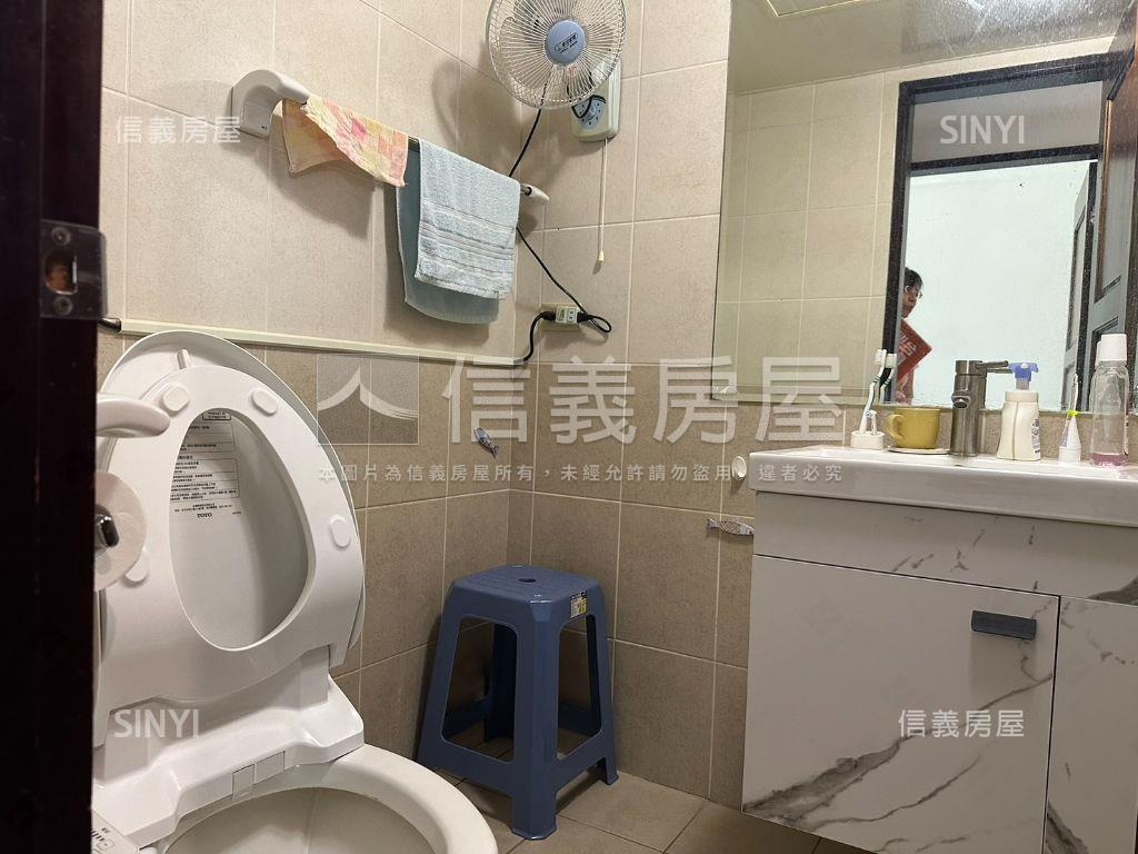 內壢微風四房車位稀有釋出房屋室內格局與周邊環境